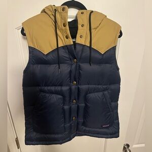 Patagonia Navy and Tan Hooded Vest